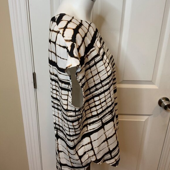 MM. LaFleur White Brown Abstract Plaid Sleeveless Top, Size Medium - Picture 2 of 5